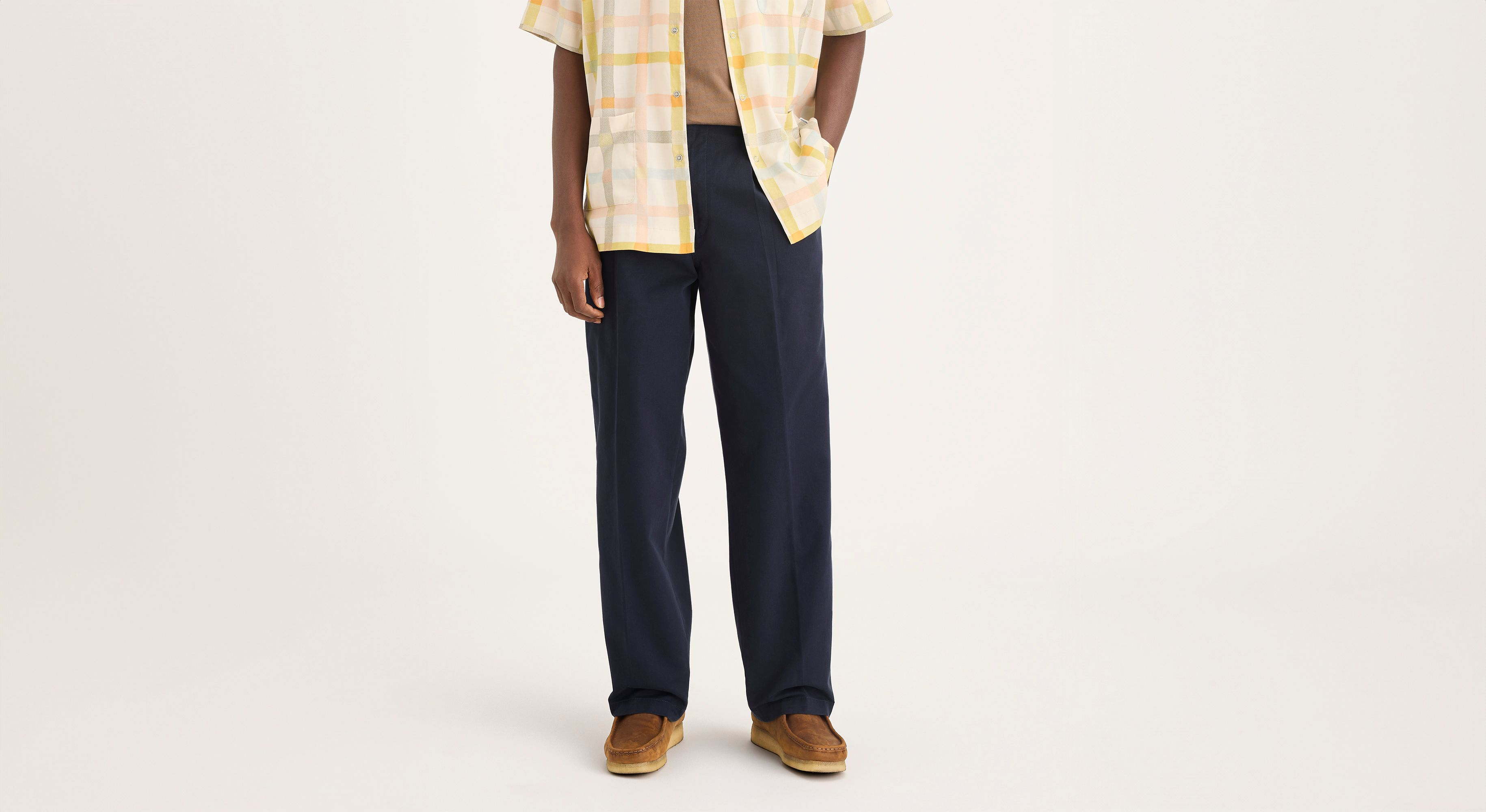 Eighty-Six Original Pleated Chinos, Loose Fit - Dockers®