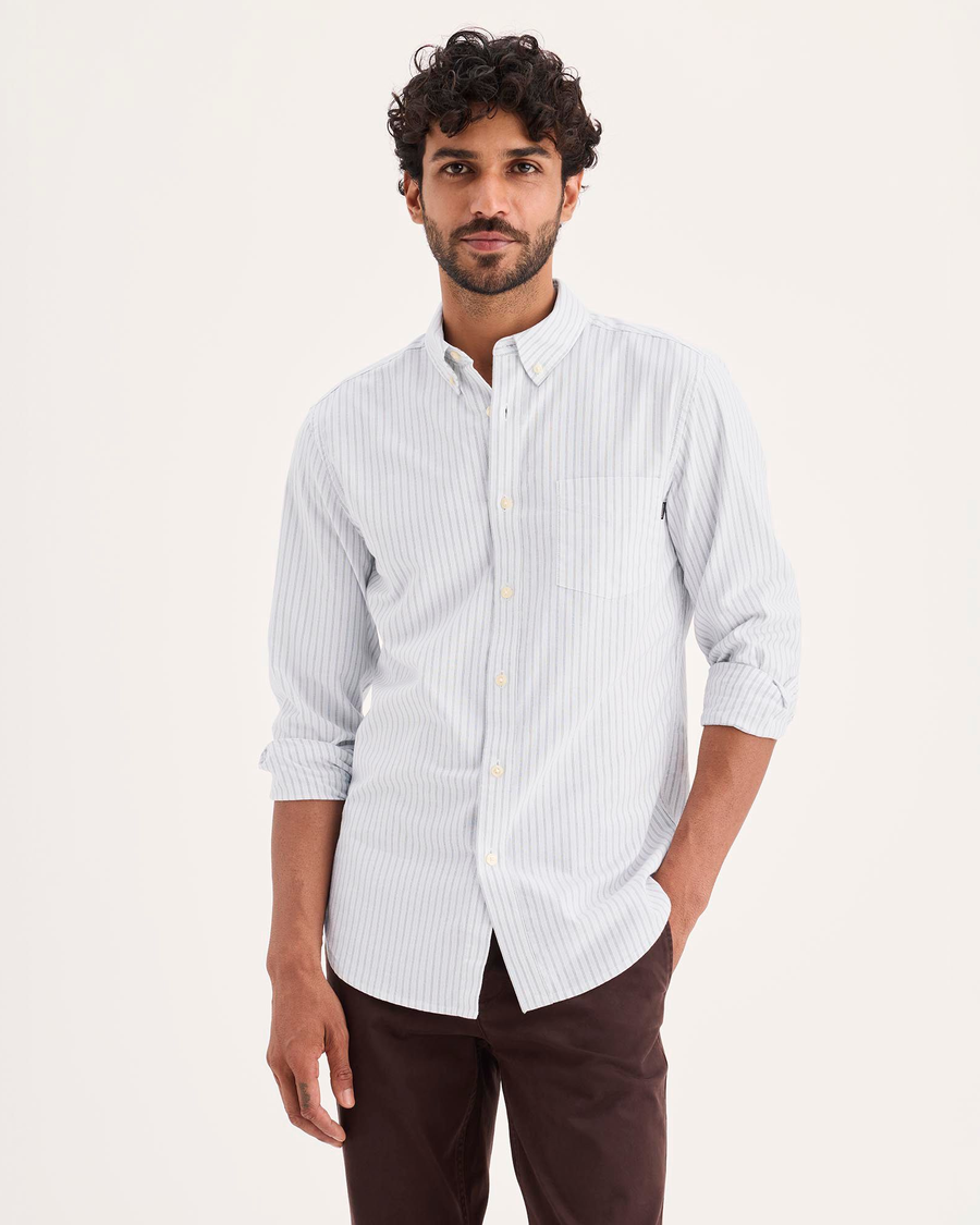 Front view of model wearing Devon Oxford Shirt, Slim Fit.