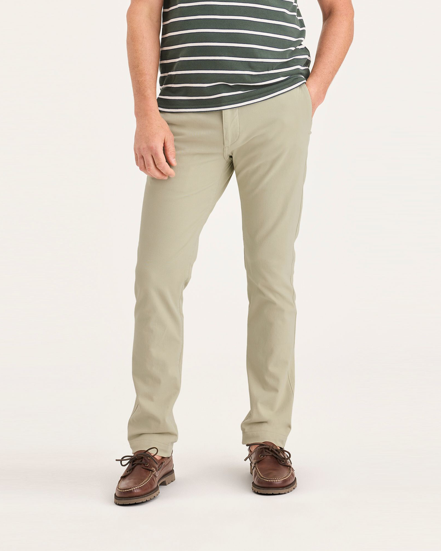 Front view of model wearing Tidal Foam Men's Skinny Fit Smart 360 Flex California Chino Pants.